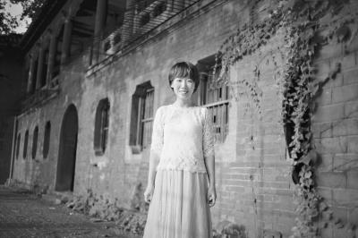 匪我思存作品介绍及她在武汉的生活点滴,附作品下载线索?